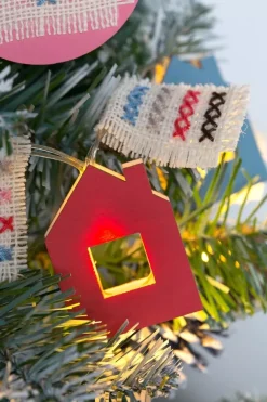 Outlet Guirnalda de casitas de madera con luces LED Maderas