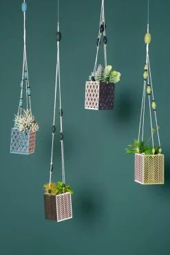Linterna de madera calada con rombos Maderas