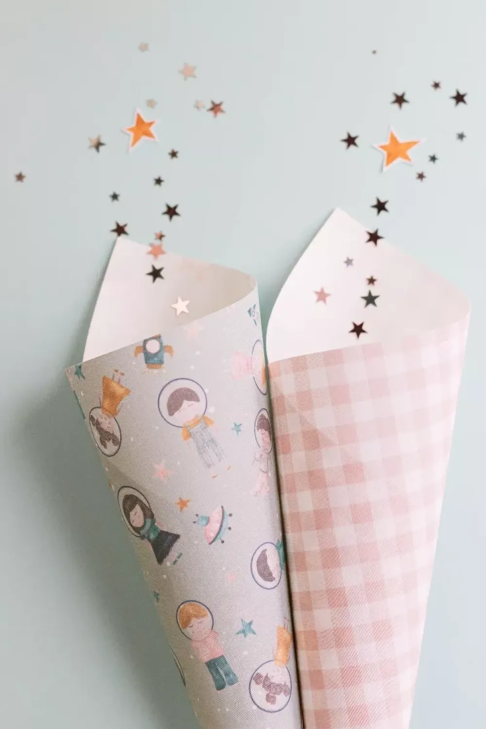 New SUPER OFERTA **40%** Kit Telas para Encuadernar Astronauta Karimópolis Gigi's Lab 30x30cm Telas, Sedas Y Fieltro