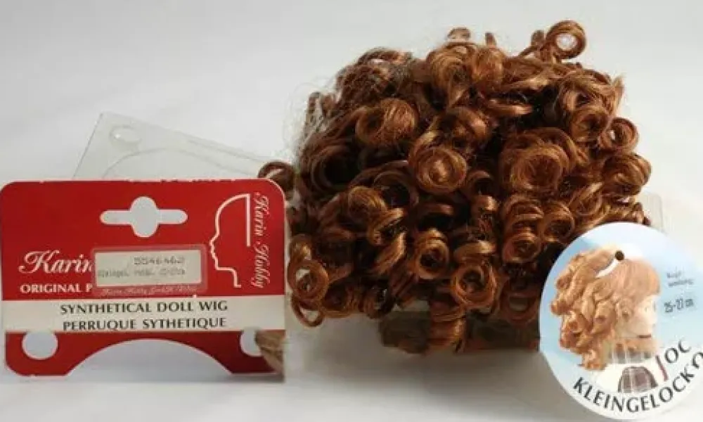 Discount SUPER OFERTA **40%** Peluca Color Roble pelo sintético Karin - Synthetical Doll Wig 5546462 Telas, Sedas Y Fieltro|Pelucas