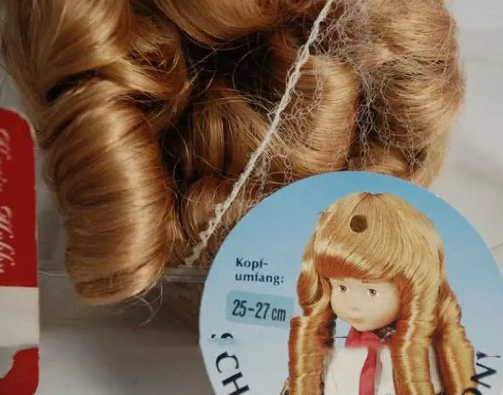 New SUPER OFERTA **40%** Peluca color Rubio con tirabuzones pelo sintético Karin - Synthetical Doll Wig Rubio con tirabuzones 25-27cm. Telas, Sedas Y Fieltro|Pelucas